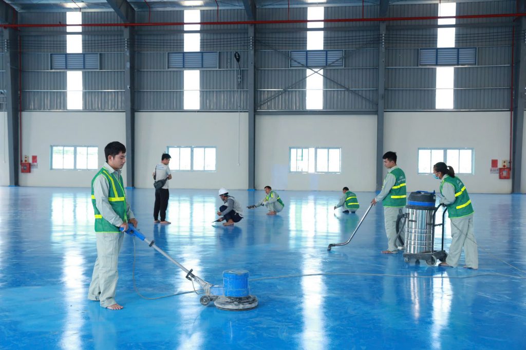 Khi thi công sơn epoxy cho nhà xưởng cần chuẩn bị kỹ để tránh gặp sự cố